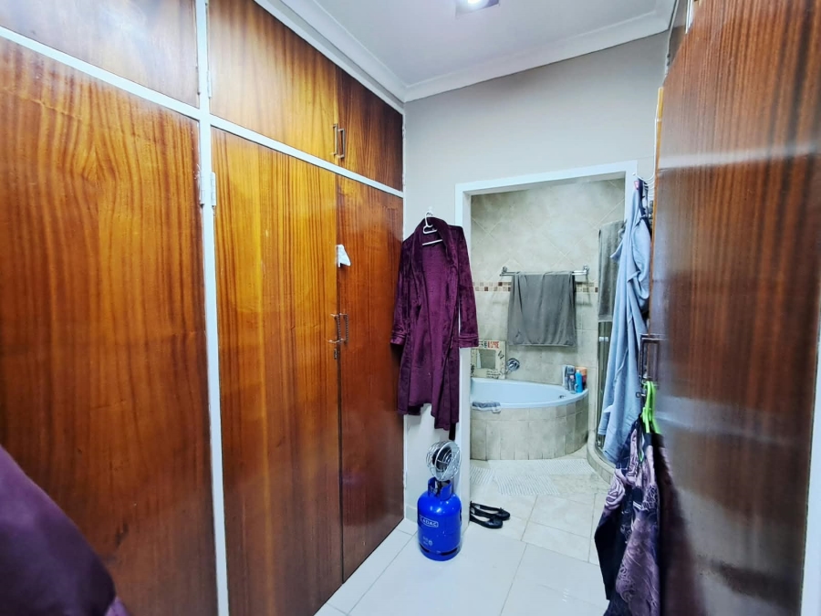 3 Bedroom Property for Sale in Freeway Park Gauteng
