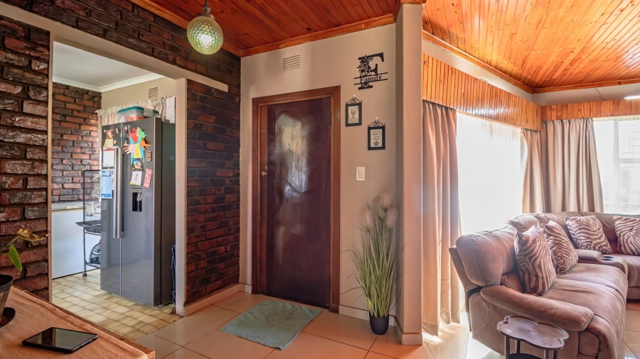 3 Bedroom Property for Sale in Freeway Park Gauteng