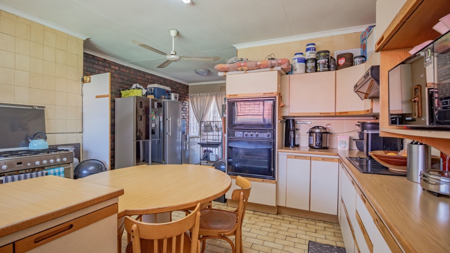 3 Bedroom Property for Sale in Freeway Park Gauteng