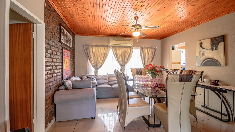 3 Bedroom Property for Sale in Freeway Park Gauteng