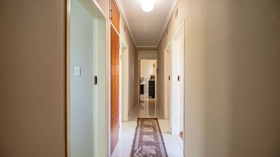3 Bedroom Property for Sale in Freeway Park Gauteng