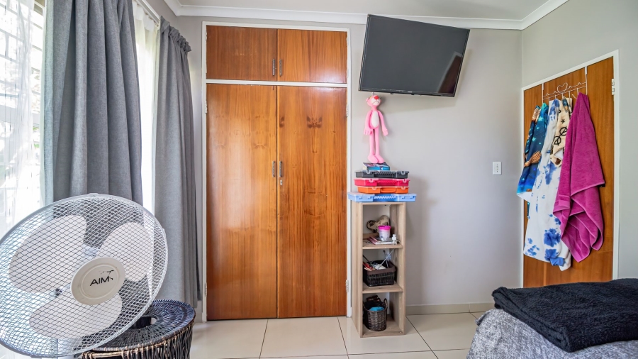 3 Bedroom Property for Sale in Freeway Park Gauteng