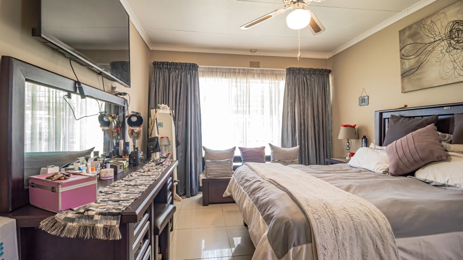3 Bedroom Property for Sale in Freeway Park Gauteng