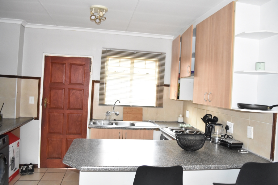 2 Bedroom Property for Sale in Wonderpark Estate Gauteng