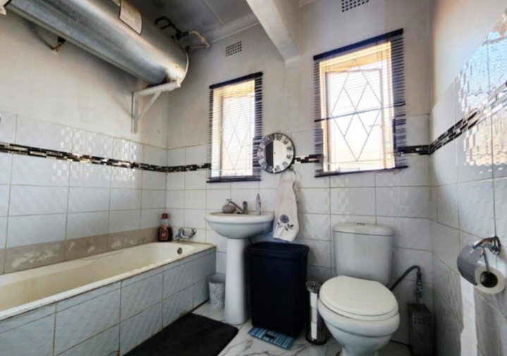 3 Bedroom Property for Sale in Sebokeng Zone 14 Gauteng