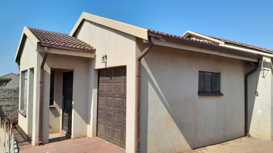 3 Bedroom Property for Sale in Sebokeng Zone 14 Gauteng