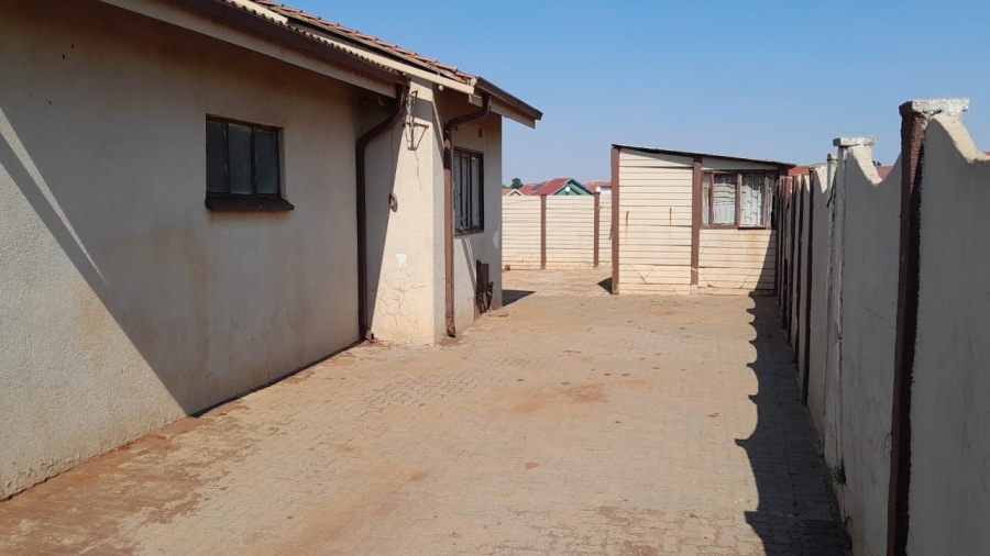 3 Bedroom Property for Sale in Sebokeng Zone 14 Gauteng