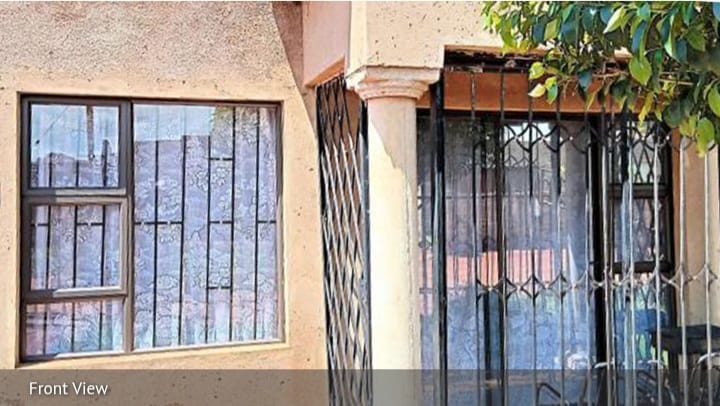 3 Bedroom Property for Sale in Beverley Hills Gauteng