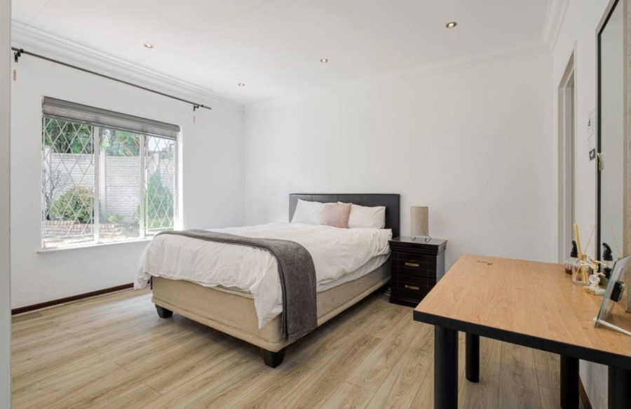 4 Bedroom Property for Sale in Douglasdale Gauteng
