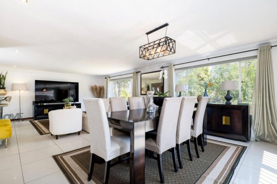 4 Bedroom Property for Sale in Douglasdale Gauteng
