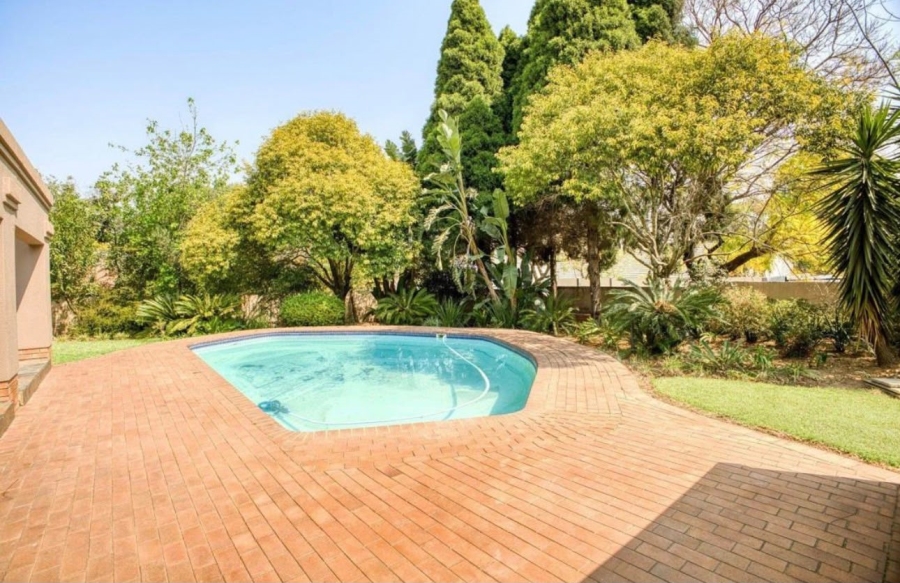 4 Bedroom Property for Sale in Douglasdale Gauteng
