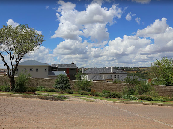 4 Bedroom Property for Sale in Helderfontein Estate Gauteng