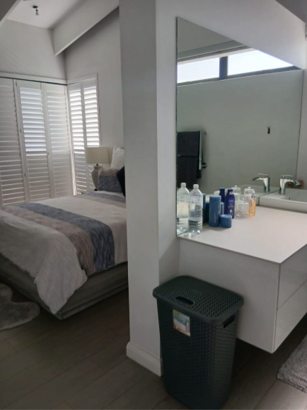 4 Bedroom Property for Sale in Helderfontein Estate Gauteng