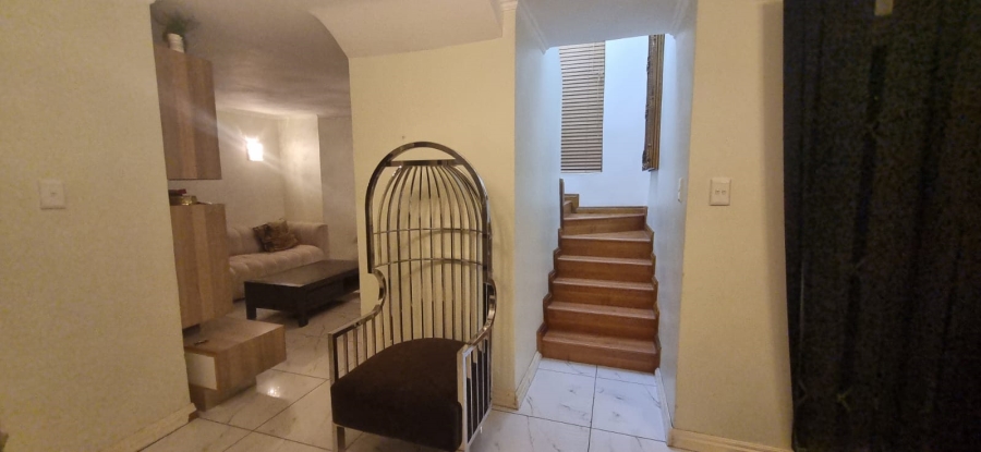 3 Bedroom Property for Sale in Sunninghill Gauteng