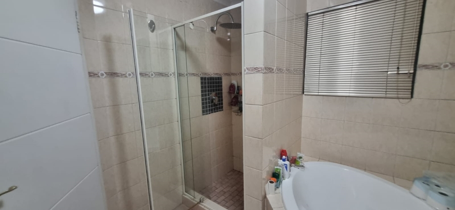 3 Bedroom Property for Sale in Sunninghill Gauteng