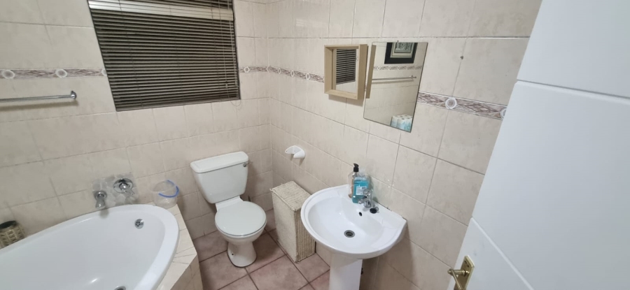 3 Bedroom Property for Sale in Sunninghill Gauteng