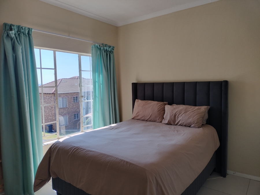 2 Bedroom Property for Sale in Erand Gardens Gauteng