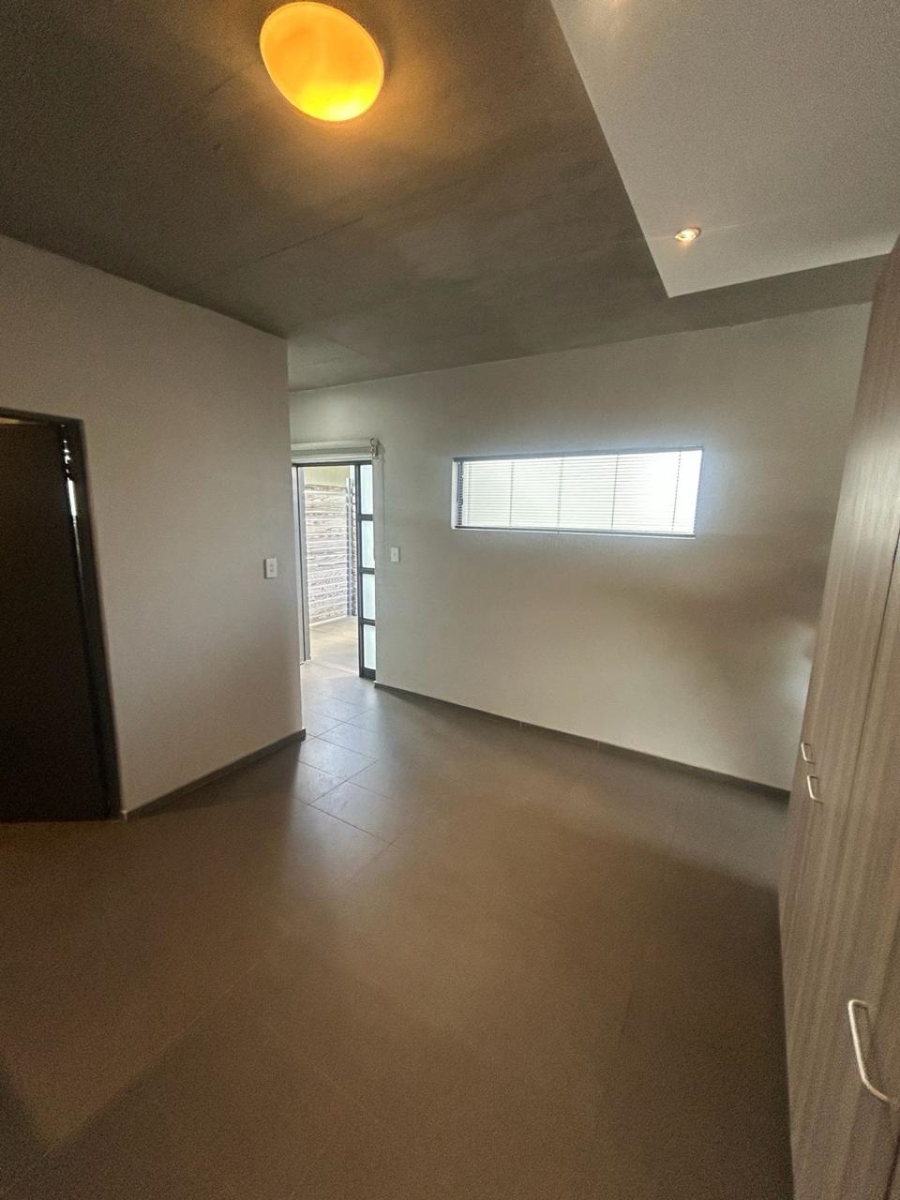 To Let 1 Bedroom Property for Rent in Menlo Park Gauteng