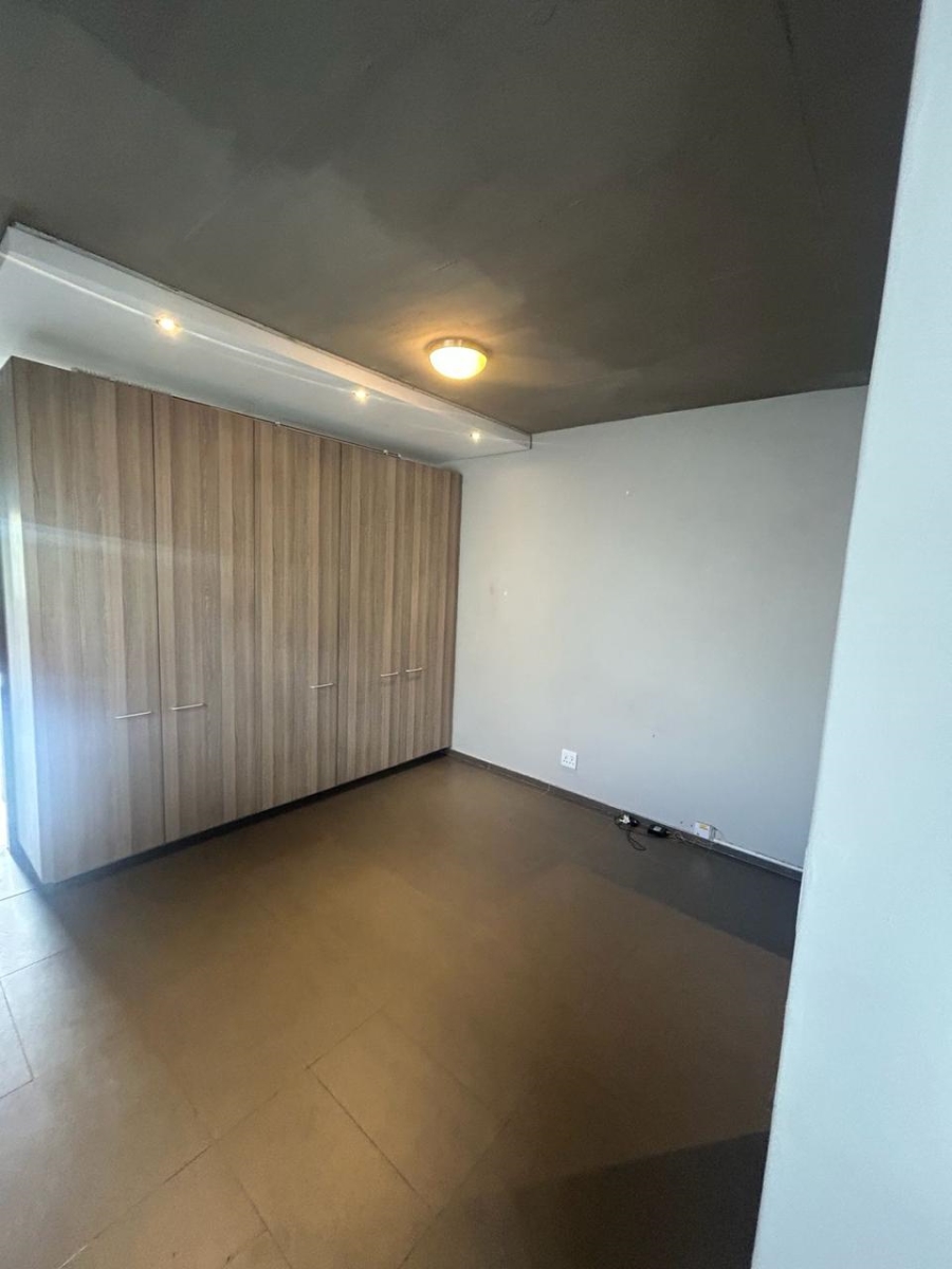 To Let 1 Bedroom Property for Rent in Menlo Park Gauteng