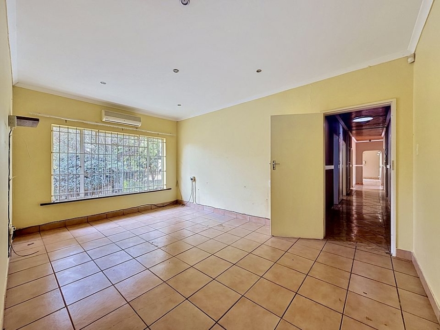 4 Bedroom Property for Sale in Murrayfield Gauteng