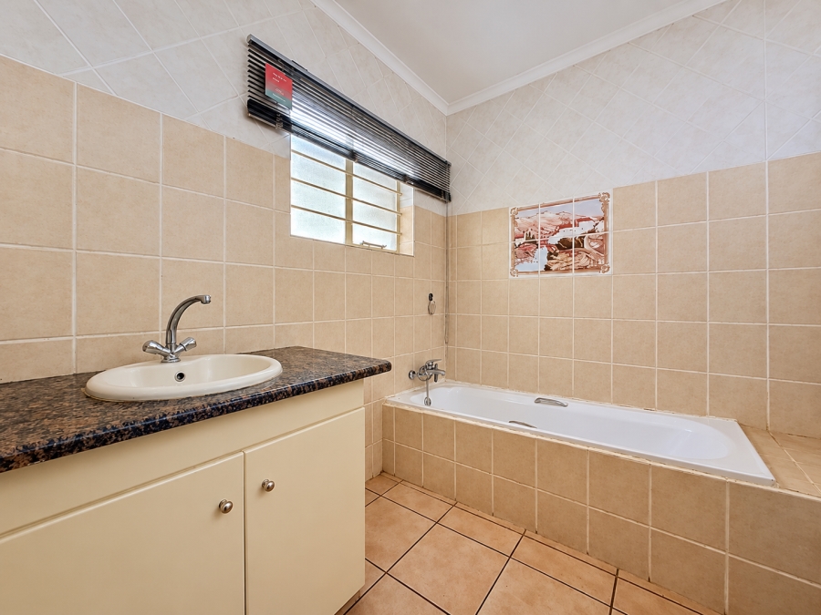 4 Bedroom Property for Sale in Murrayfield Gauteng
