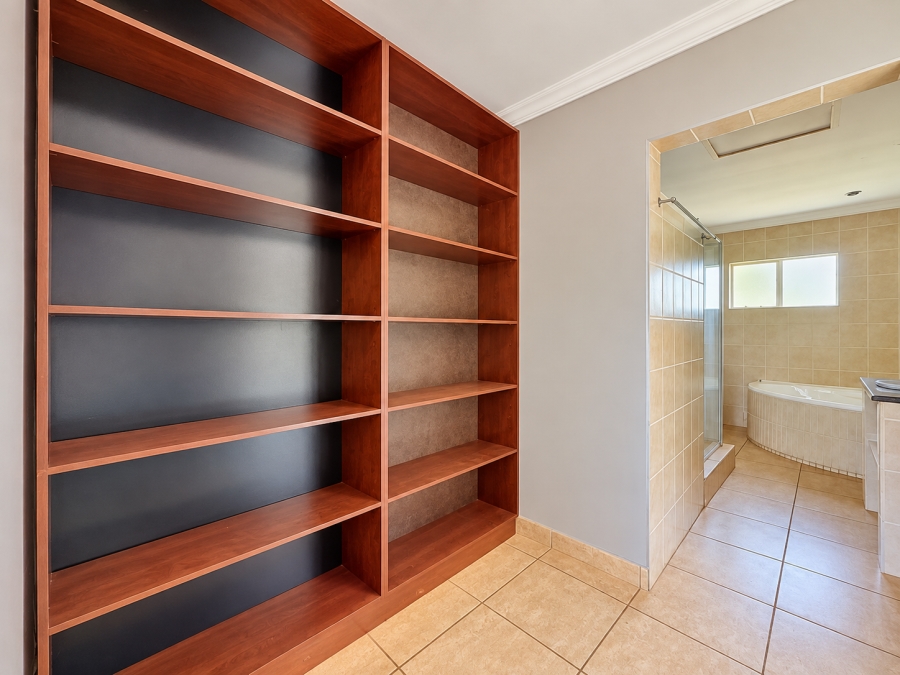 4 Bedroom Property for Sale in Murrayfield Gauteng