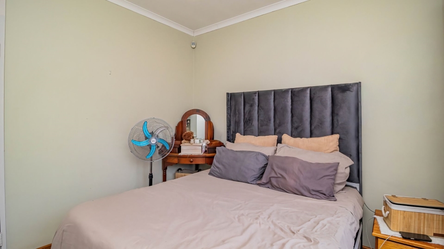 4 Bedroom Property for Sale in Illiondale Gauteng
