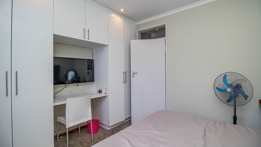 4 Bedroom Property for Sale in Illiondale Gauteng
