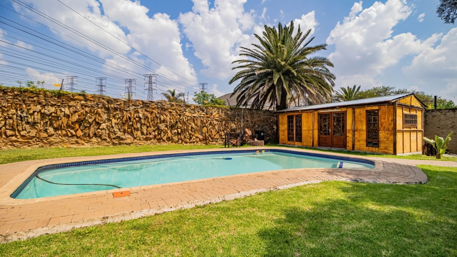 4 Bedroom Property for Sale in Illiondale Gauteng