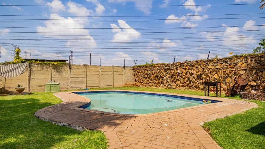 4 Bedroom Property for Sale in Illiondale Gauteng
