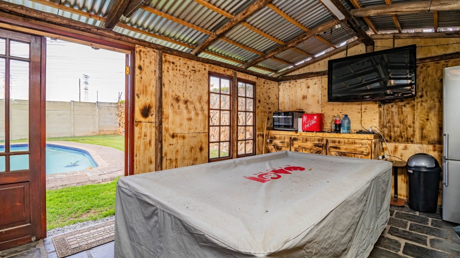 4 Bedroom Property for Sale in Illiondale Gauteng