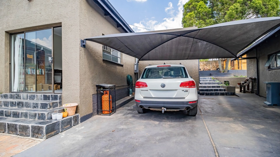 4 Bedroom Property for Sale in Illiondale Gauteng