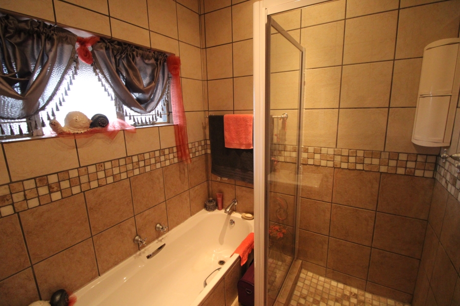 4 Bedroom Property for Sale in Wonderboom South Gauteng