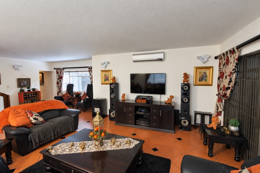 4 Bedroom Property for Sale in Wonderboom South Gauteng