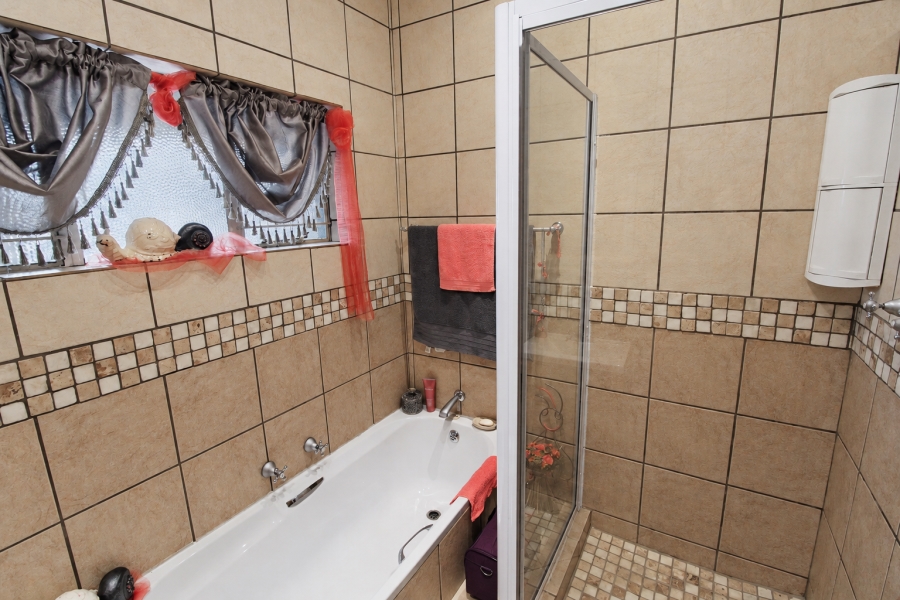 4 Bedroom Property for Sale in Wonderboom South Gauteng