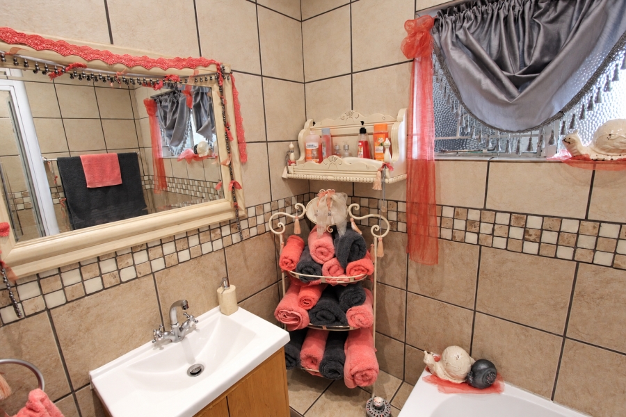 4 Bedroom Property for Sale in Wonderboom South Gauteng