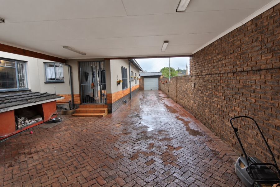 4 Bedroom Property for Sale in Wonderboom South Gauteng