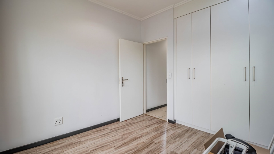 2 Bedroom Property for Sale in Sunninghill Gauteng