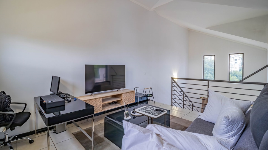 2 Bedroom Property for Sale in Sunninghill Gauteng