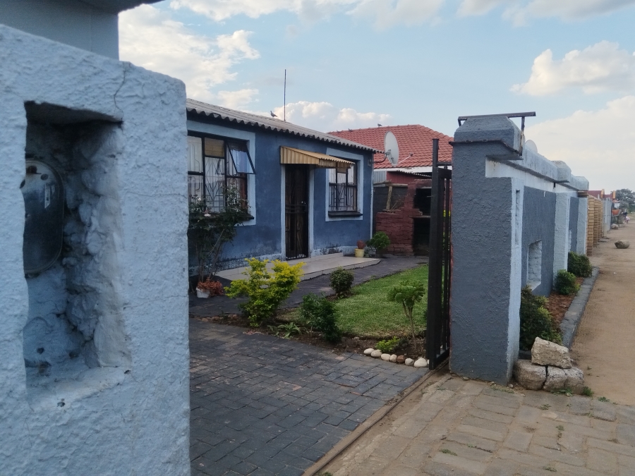 2 Bedroom Property for Sale in Sharpeville Gauteng