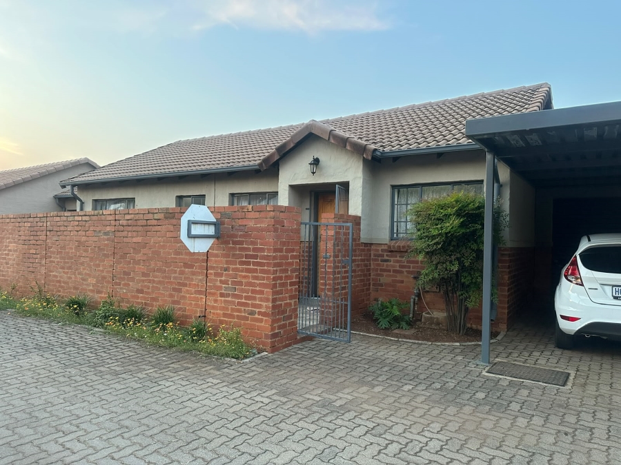 To Let 3 Bedroom Property for Rent in Montana Gauteng