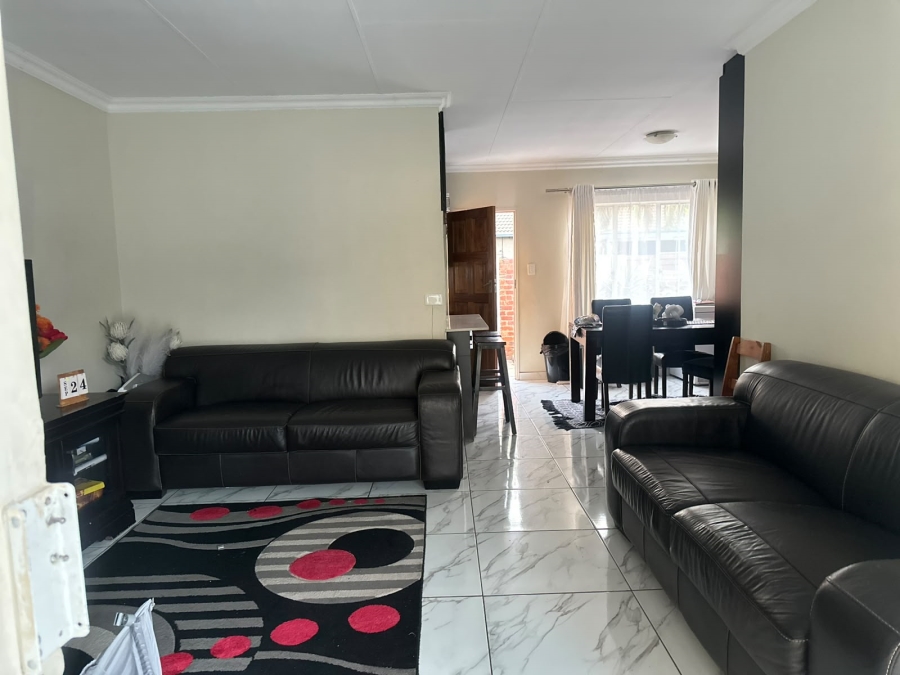 To Let 3 Bedroom Property for Rent in Montana Gauteng