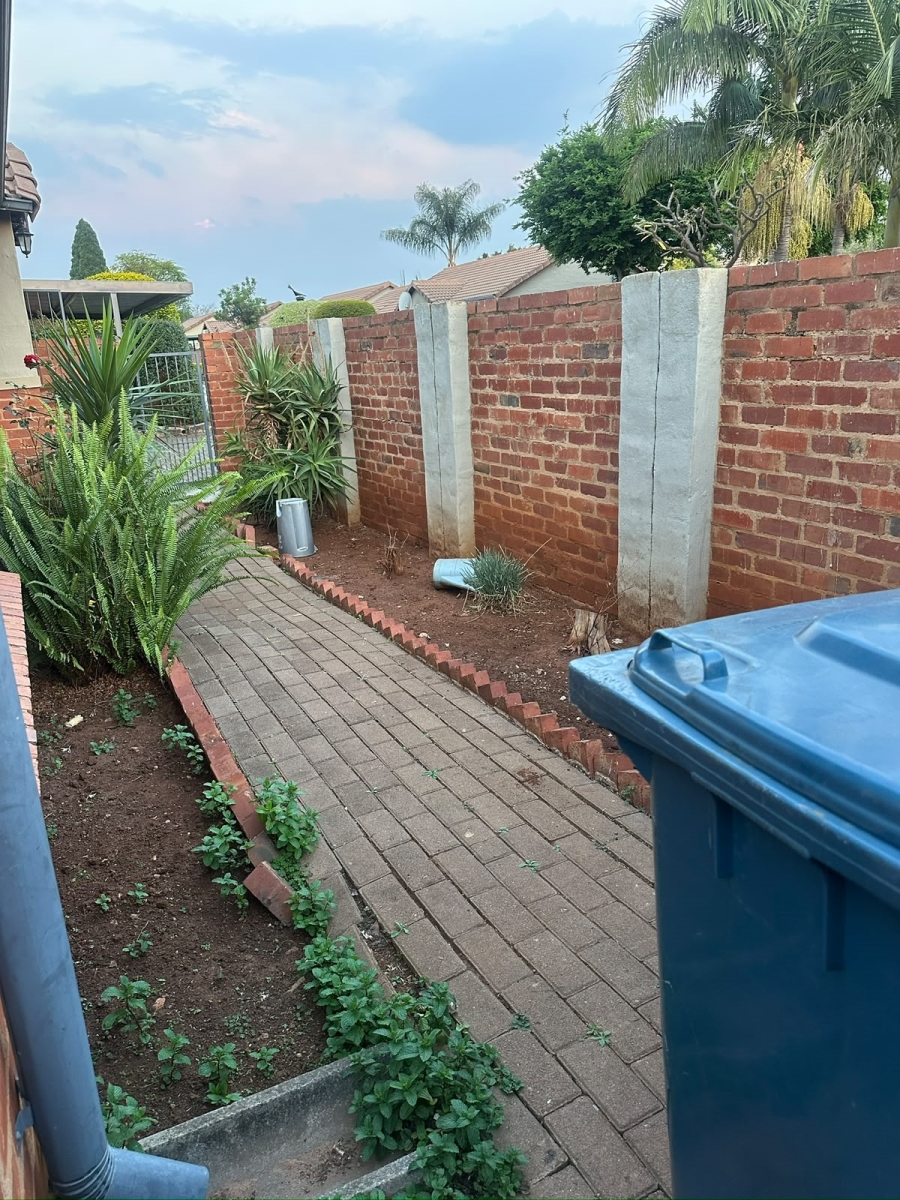 To Let 3 Bedroom Property for Rent in Montana Gauteng