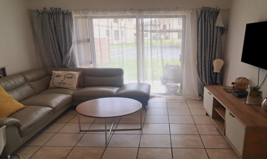 2 Bedroom Property for Sale in Parkrand Gauteng