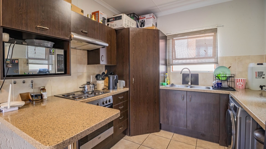2 Bedroom Property for Sale in Douglasdale Gauteng