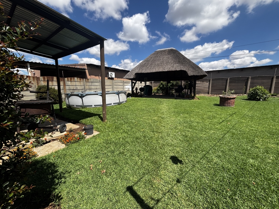 3 Bedroom Property for Sale in Florentia Gauteng