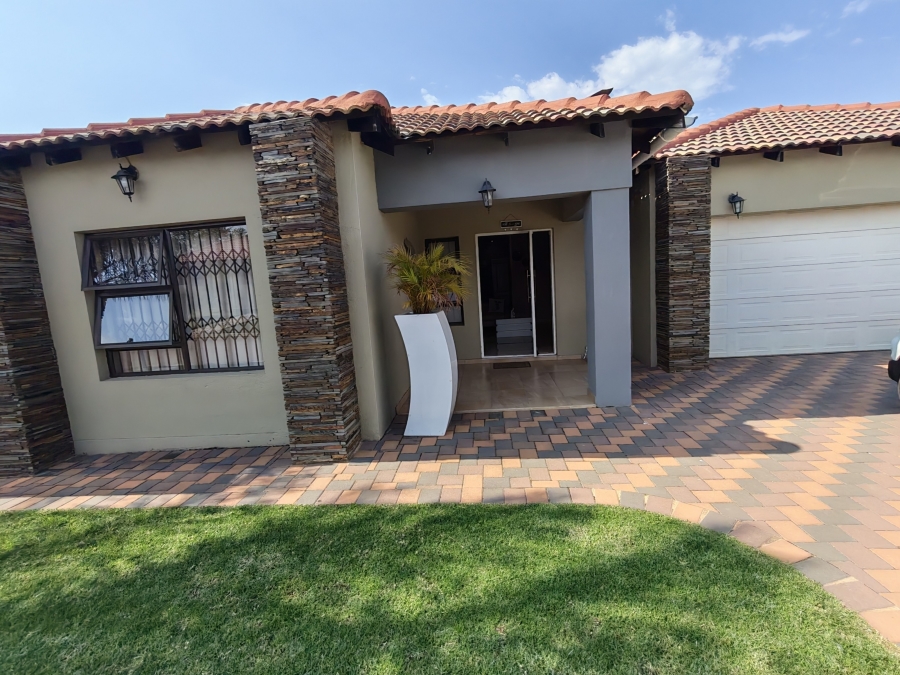 3 Bedroom Property for Sale in Doreg A H Gauteng