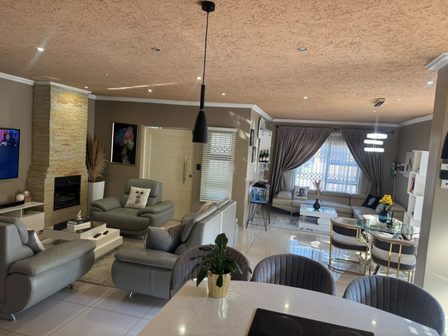 3 Bedroom Property for Sale in Doreg A H Gauteng
