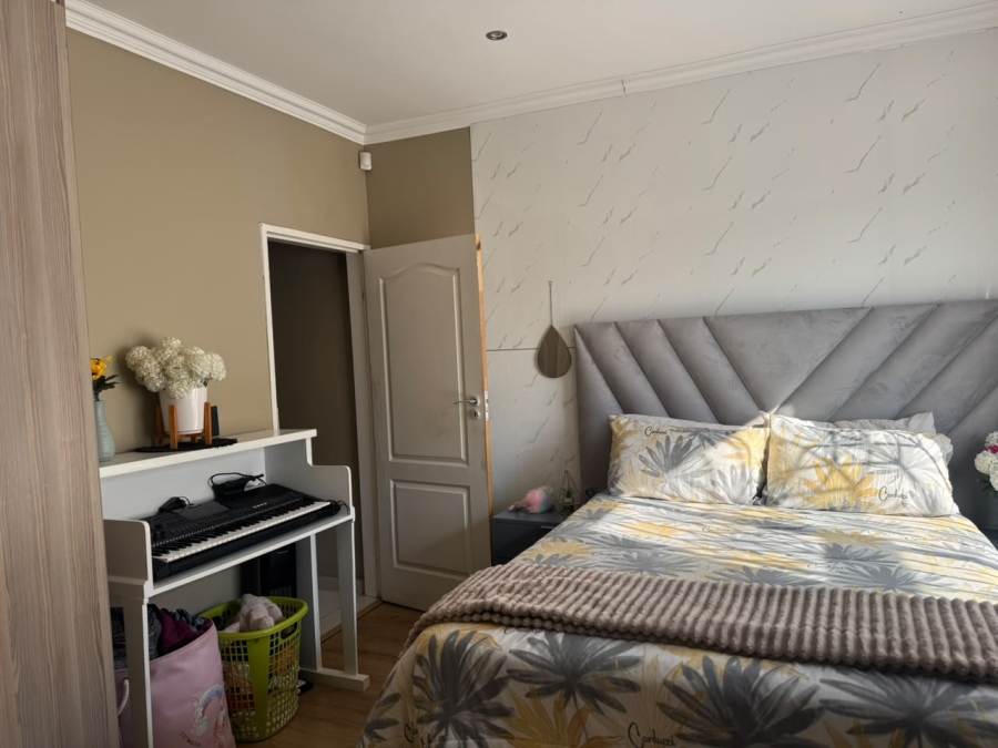 3 Bedroom Property for Sale in Doreg A H Gauteng
