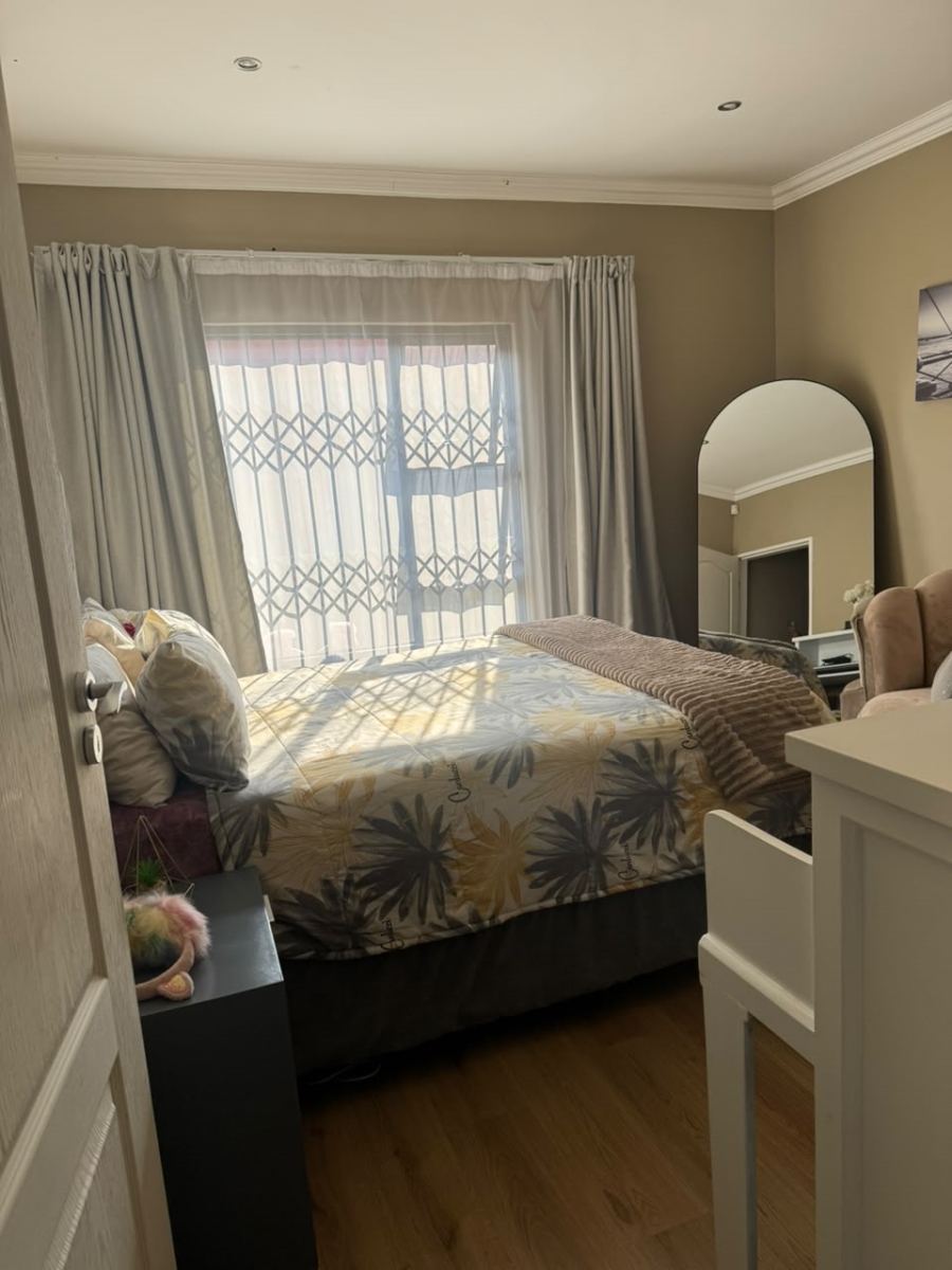 3 Bedroom Property for Sale in Doreg A H Gauteng